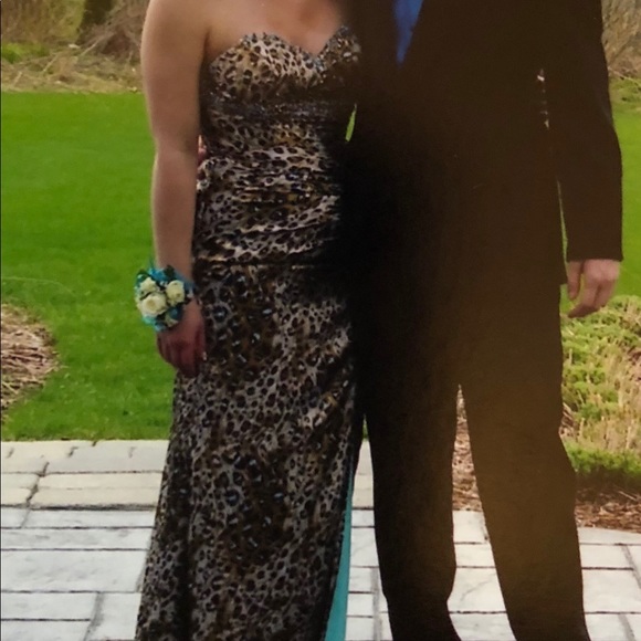 Leopard print dress - Picture 2 of 3